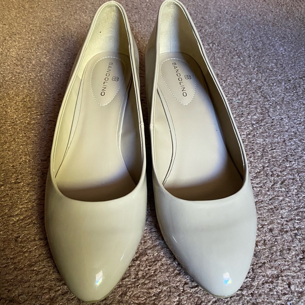 Bandolino Closed-Toe Wedges